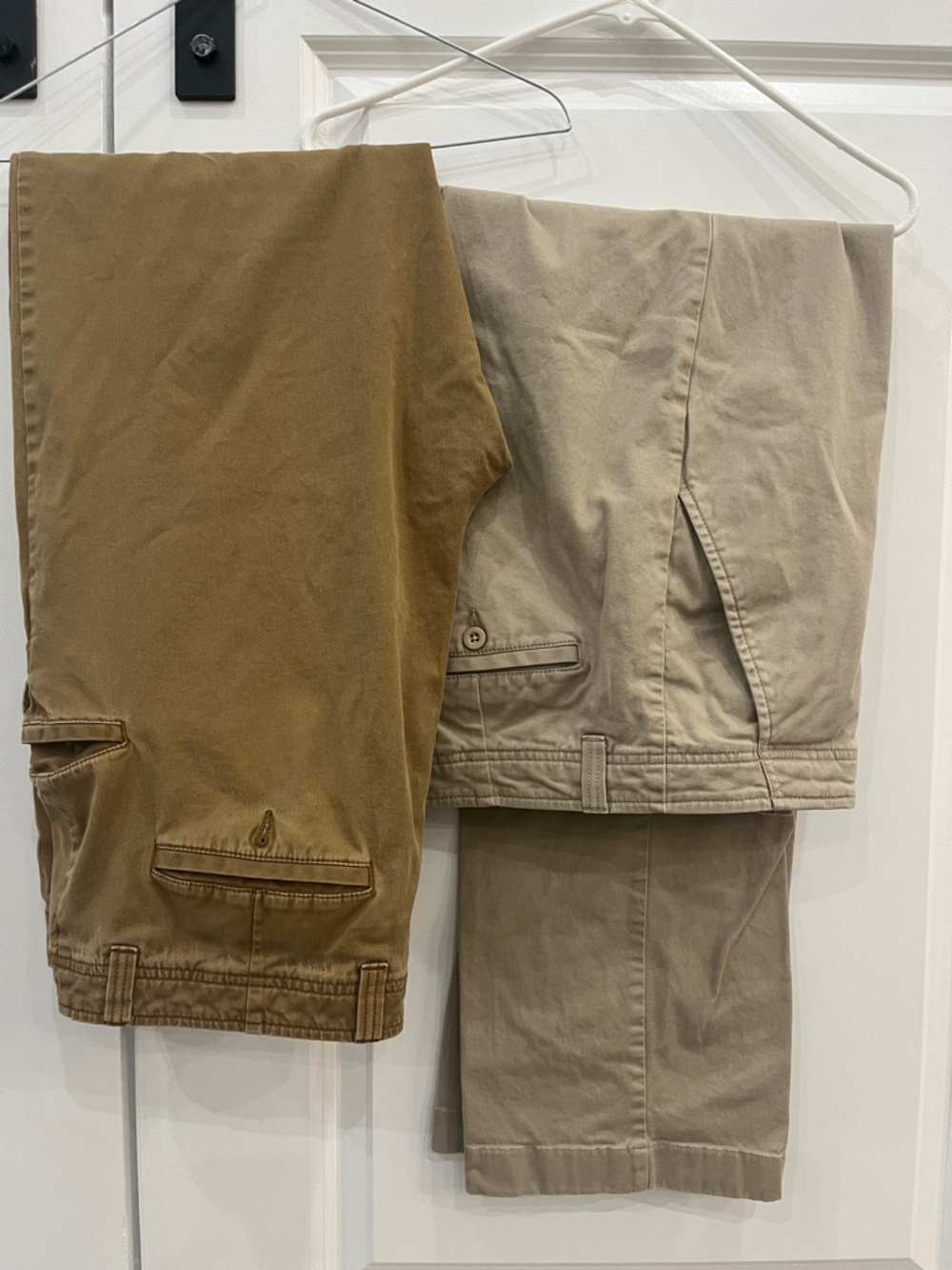 Roundtree & Yorke Men's Chinos in Tan and Khaki